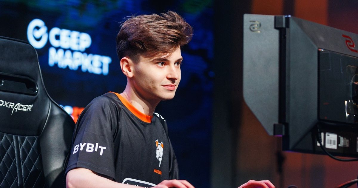 RAMZES666: Папич давно не умеет играть в Dota 2, он «ботаник» фото